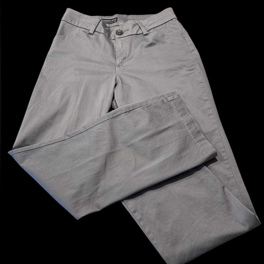 Women’s Lee Modern Series Gray Chinos Classic Curvy Fit Trouser